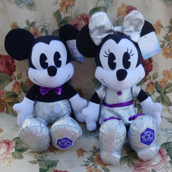 Disney 100 Years of Wonder Plush Mickey & Minnie Set in Silver 17 Inches NWT - Picture 10 of 17